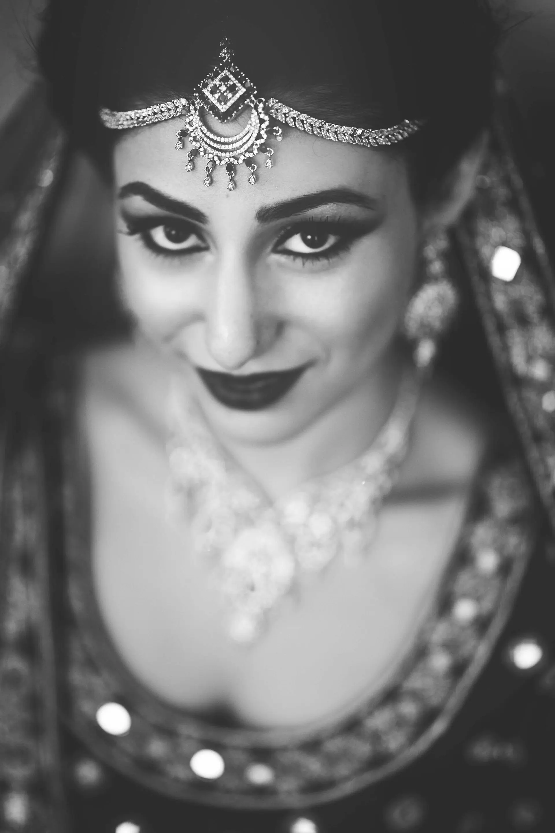 Black & White bridal Portrait.JPG